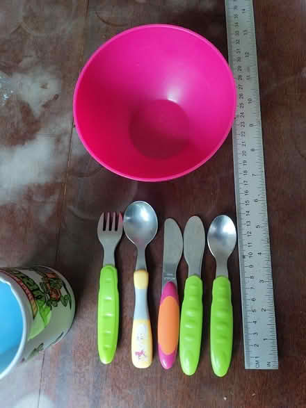Photo of free Kids cutlery and crockery (Highbury and Islington - N7) #1