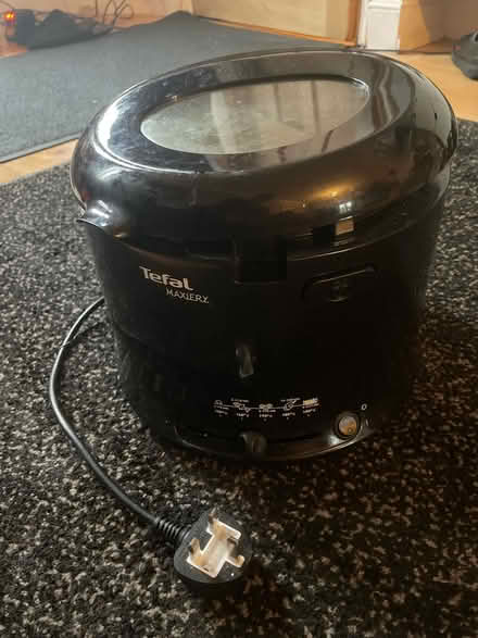 Photo of free Tefal deep fryer (Feltham, TW13) #1