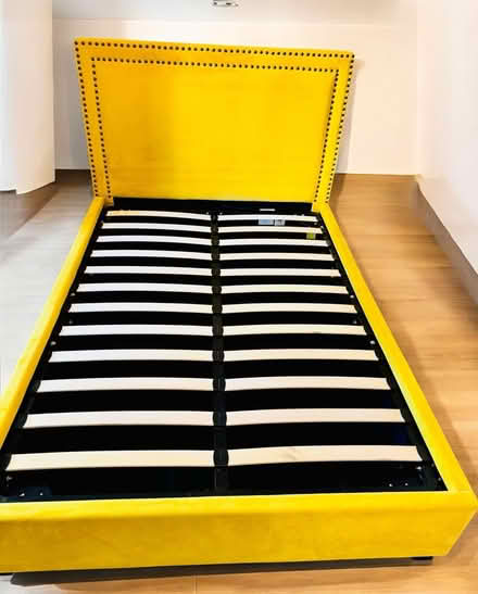 Photo of free Yellow double ottoman inc mattress (SE1) #1