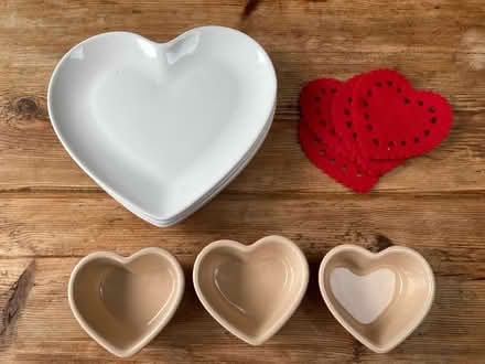 Photo of free Heart plates, dipping bowls & mats (Wainscott) #1