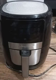 Photo of free Air Fryer (Parkdale and Barton) #1