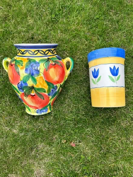 Photo of free Two flower pots (can separate) (Shoebury / Laindon) #1