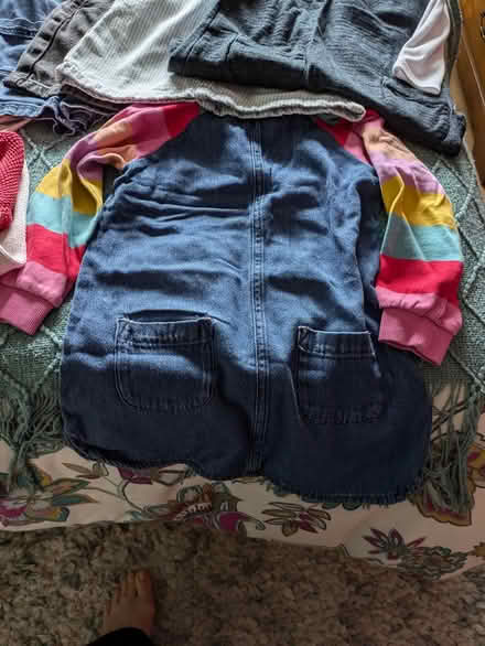 Photo of free Girls clothes 3-4 years (Denholme BD13) #3
