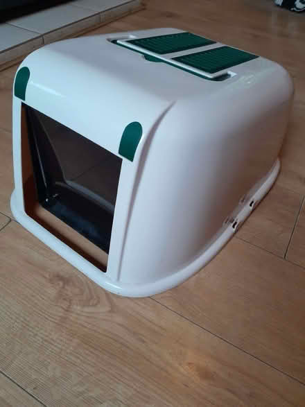 Photo of free Cat tray cover (Headington OX3) #1