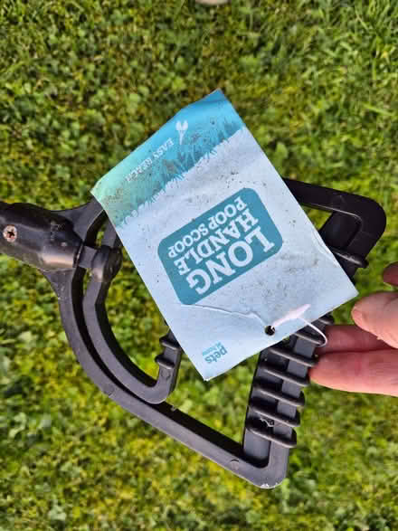 Photo of free Long handled poop scoop (Shap CA10) #2