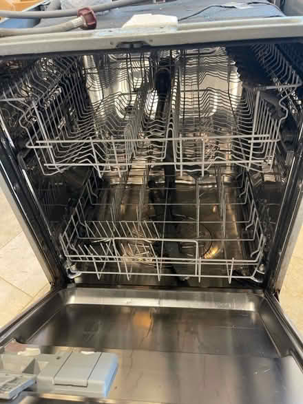 Photo of free Integrated dishwasher (HP5) #4