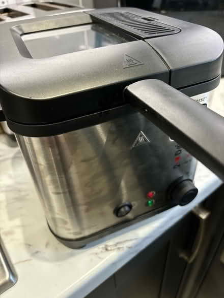 Photo of free Mini Deep Fat Fryer (Stenhouse EH11) #1