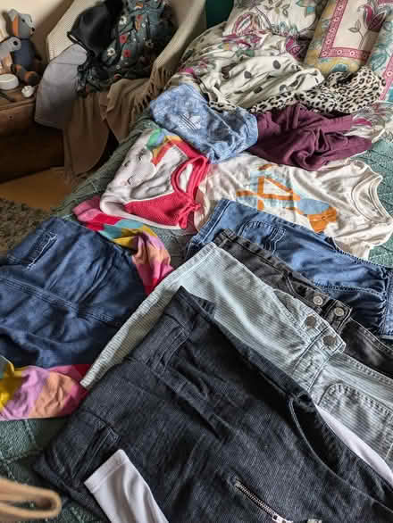 Photo of free Girls clothes 3-4 years (Denholme BD13) #1