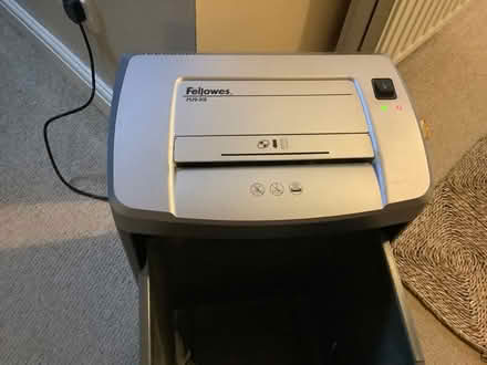 Photo of free Paper shredder (Shobdon HR6) #1