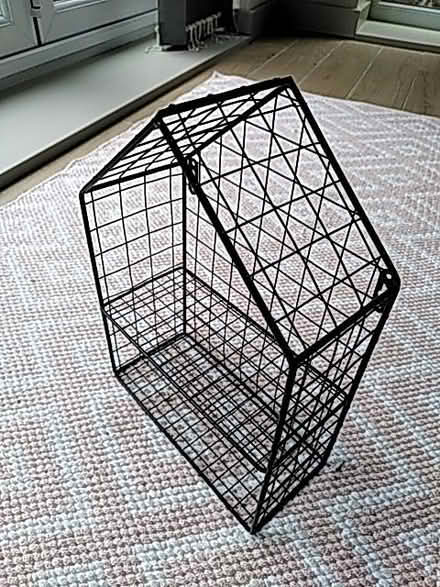 Photo of free Wire house-shaped shelf rack (Seaford BN25) #2