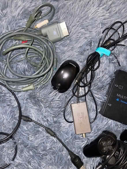 Photo of free Miscellaneous cords (East hollywood) #2