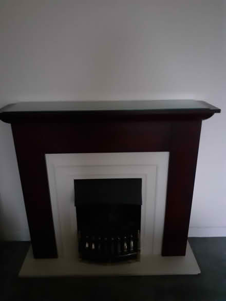 Photo of free Electric fireplace (Waterlooville PO7) #1