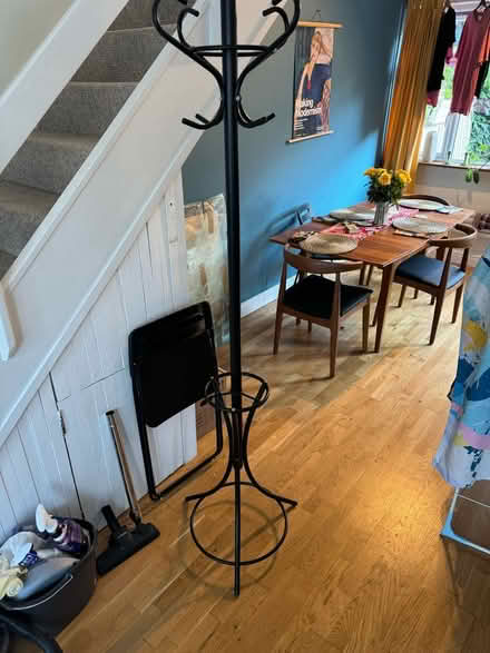 Photo of free Coat stand (SW161LZ) #1