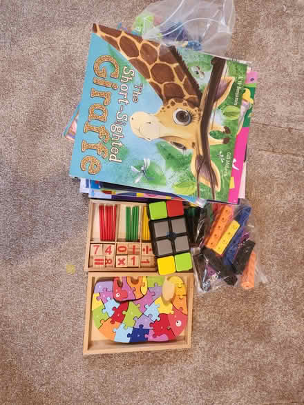 Photo of free Used Toys, books for kids (Rm25lu) #1