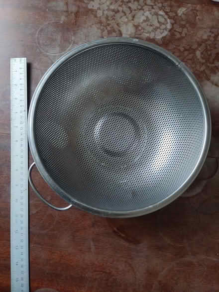 Photo of free Colander (Highbury and Islington - N7) #1