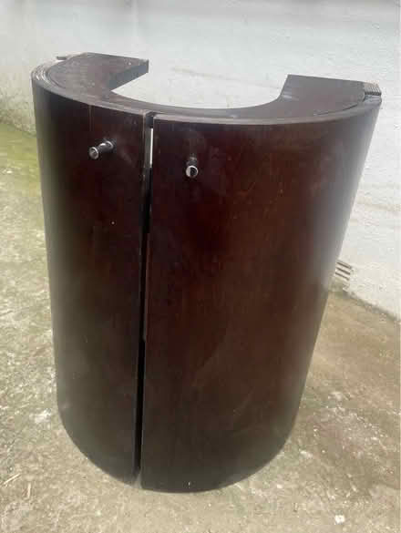 Photo of free Wooden bathroom cabinet (Near Thornhill square N1) #1