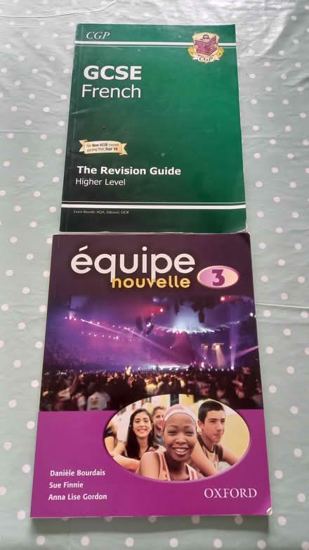 Photo of free French revision books (West Bletchley MK3) #1