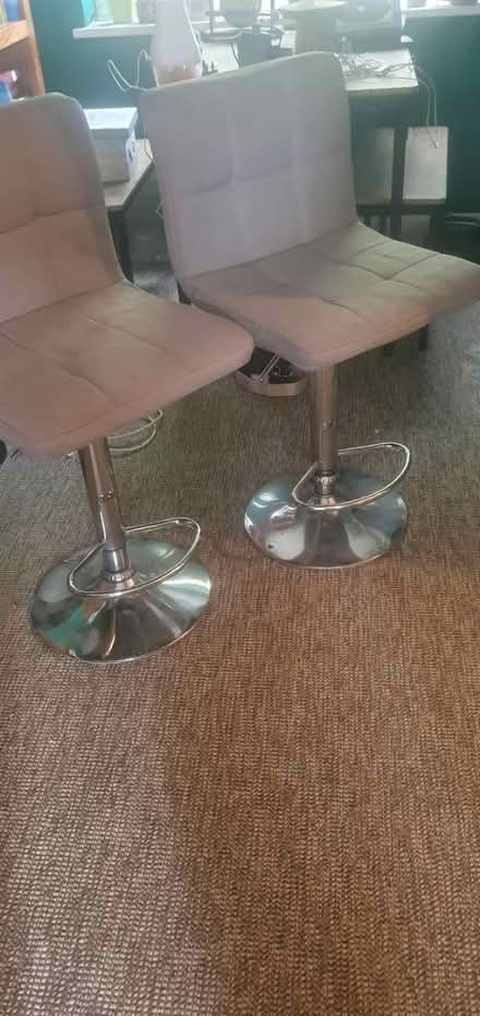 Photo of free 2 x bar stools (Letchworth SG6) #1