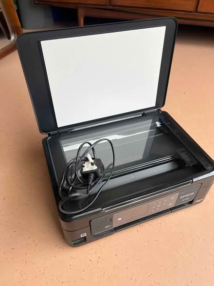 Photo of free Printer - needs attention (DA12) #1