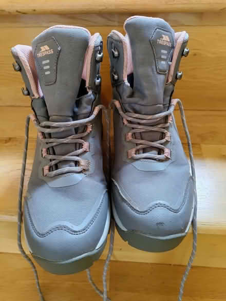 Photo of free Ladies walking boots 7 (Bray SL6) #4