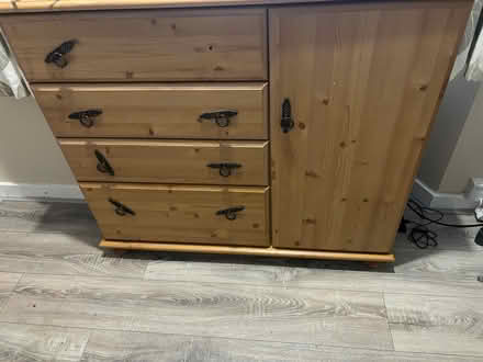 Photo of free Drawers and single wardrobe (Deanston fk16) #1