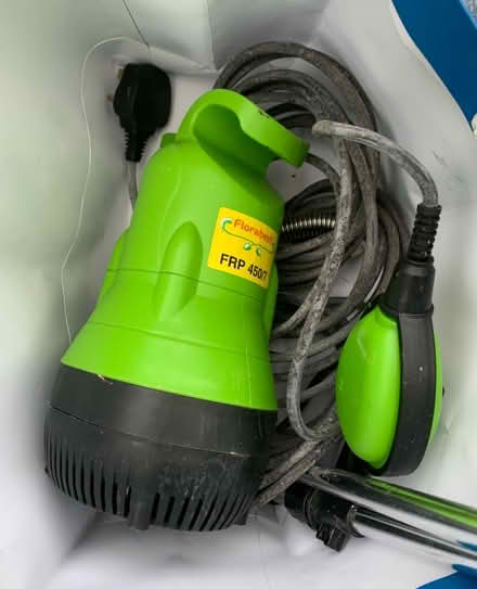 Photo of free Florabest rain barrel pump FRP450/7 (KT17 - Stoneleigh) #1