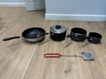 Photo of free Saucepans and large frying pan (Kenilworth CV8) #1