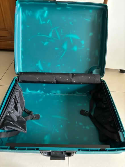 Photo of free Carlton Suitcase Hard Shell (Barnet EN5) #4