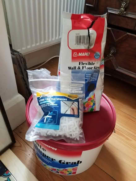 Photo of free DIY stuff for tiling (New Marston OX3) #1