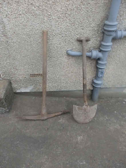 Photo of free Pickaxe and builders shovel (Willowbrae EH8) #2