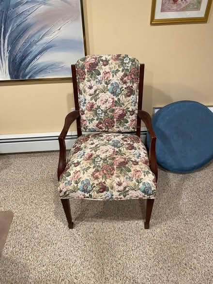 Photo of free Side chair (Near Hudson line) #1
