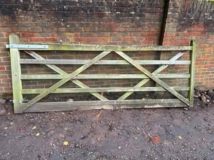 Photo of free 5bar gate (Camberley) #1