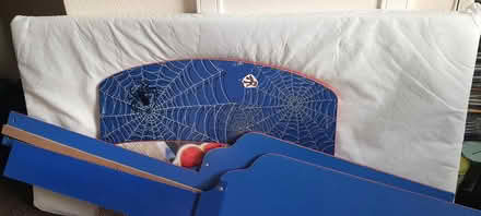 Photo of free Kid's bed and mattress (Leeds LS11) #1