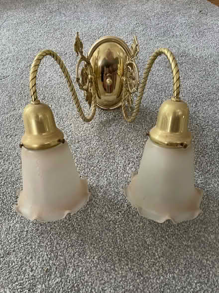 Photo of free old fashioned light fixture (Pleasanton, CA) #1