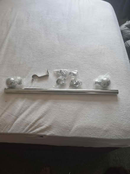 Photo of free Small curtain pole (LA4) #1