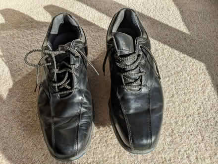 Photo of free Golf shoes size 8 mens (Leybourne) #3