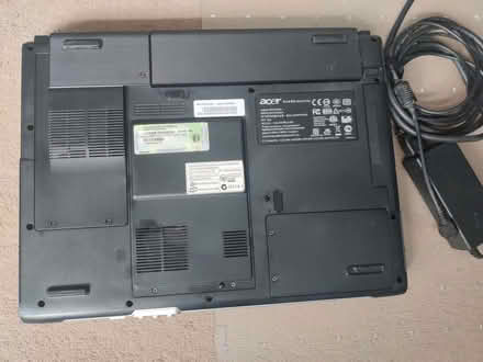 Photo of free Laptop: Acer Aspire 1640WLMi (Steventon OX13) #3