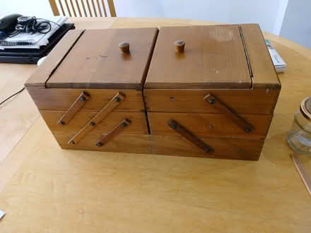 Photo of free Wooden needlework box (LU1. Caddington) #1