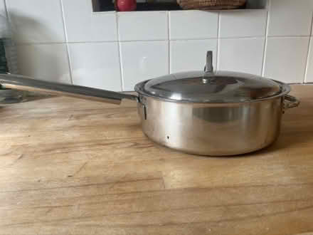 Photo of free Heavy duty pans (KT1 3AU off Villiers Road) #3