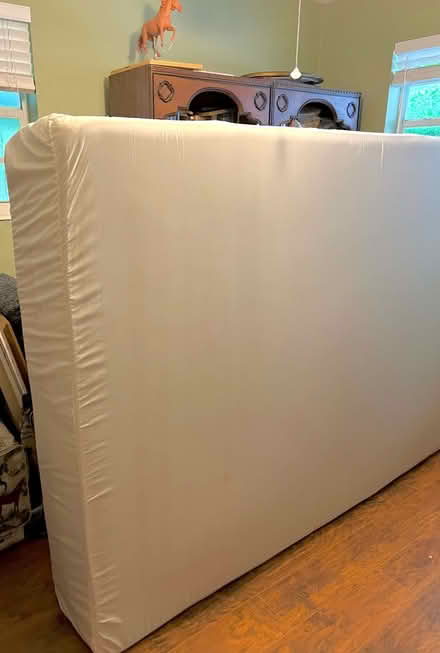 Photo of free Saatva mattress (Davie) #1