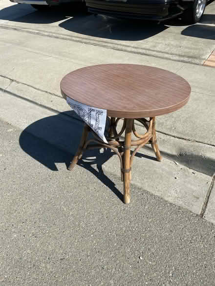 Photo of free Table (May Nissen) #1