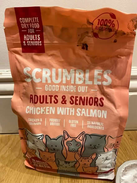 Photo of free Cat bits - food, flea spray (N227by) #1