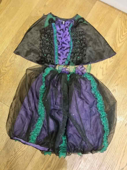Photo of free Halloween outfit age 5-8 (Arborfield Garrison RG2) #1