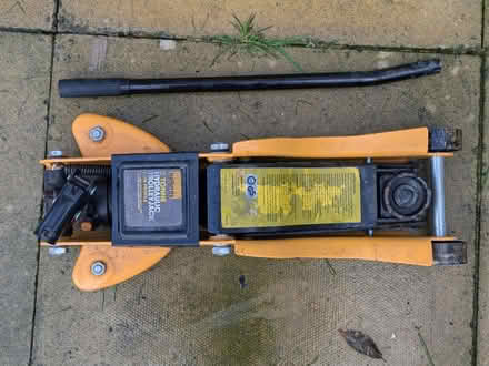Photo of free 2tn trolley jack (Bristol North / Stoke Gifford) #3