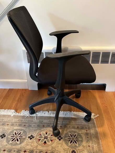 Photo of free Office & Computer Chair (Newton) #2