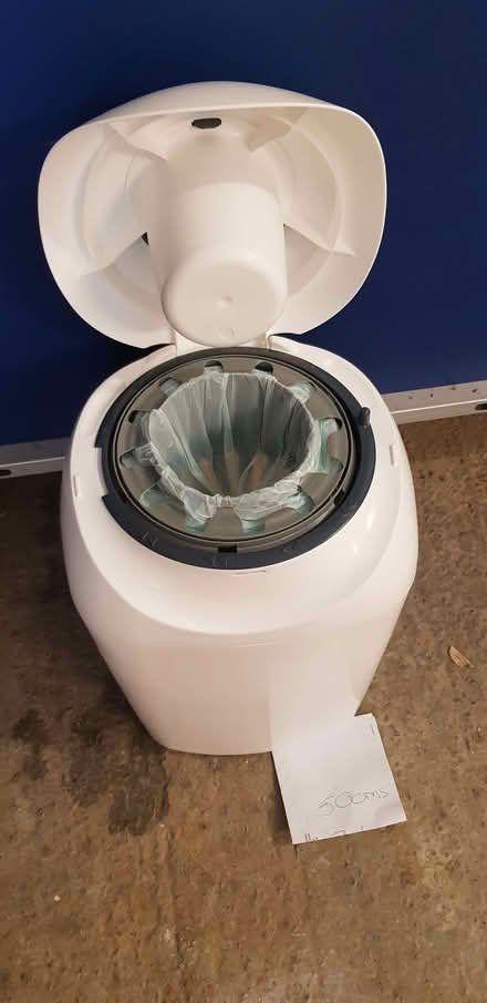 Photo of free Nappy Disposal Bin (Bexley DA1) #1