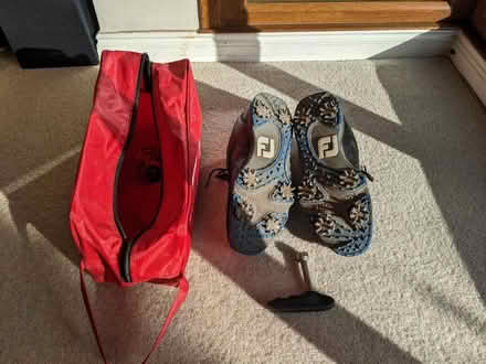 Photo of free Golf shoes size 8 mens (Leybourne) #1