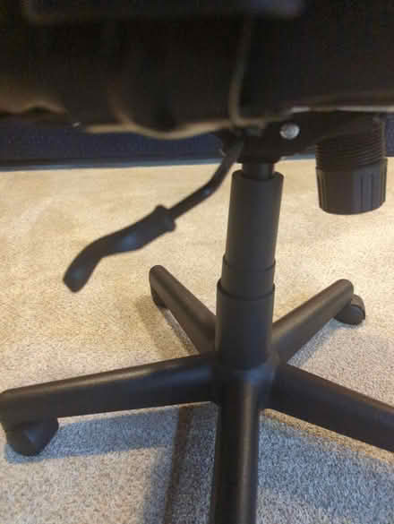 Photo of free Black office chair (Near mosaic elementary School) #2