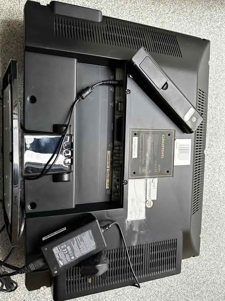 Photo of free Grundig tv with build in dvd on side (Nascot Wood WD17) #2