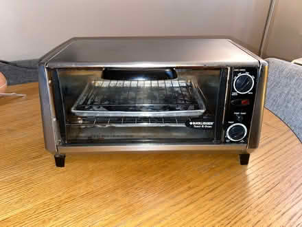 Photo of free Toaster Oven (Financial District 10005) #1